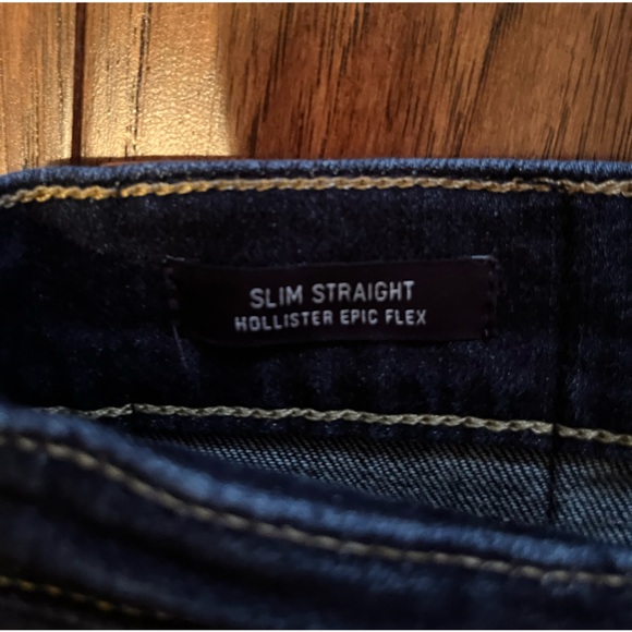Mens Hollister Slim Straight jeans. EUC - Picture 5 of 5